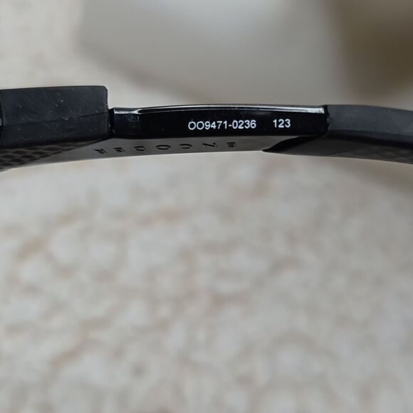 New Oakley Men's Oo9471 Encoder Rectangular Sunglasses Polished Black/Prizm - Picture 8 of 10